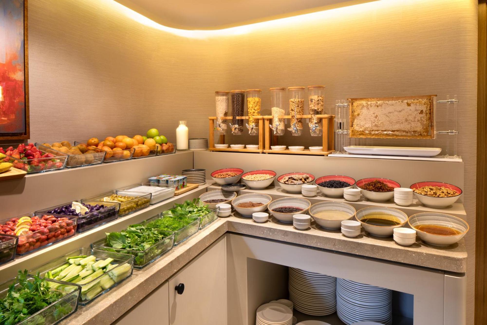 Bentley Hotel Old City-Special Class اسطنبول المظهر الخارجي الصورة A salad bar